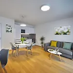 Downtown Andel شقة فندقية 4*