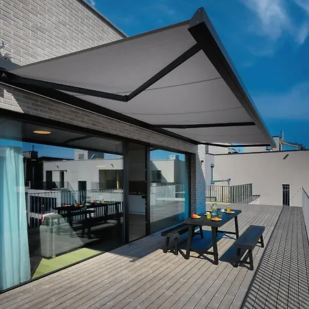 Aparthotel Downtown Andel