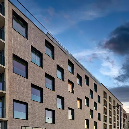 Downtown Andel Aparthotel
